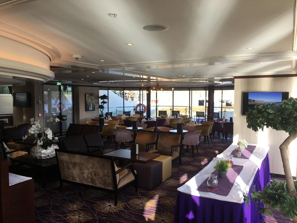Select Ms Charles Dickens Neuss Hotel Exterior foto
